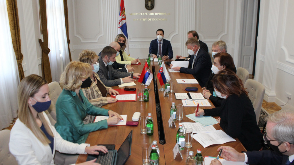 Atanasković pozvala Slovačku da investira u Srbiji